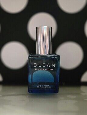 ✨️Clean Summer Sailing Travel Spray✨️